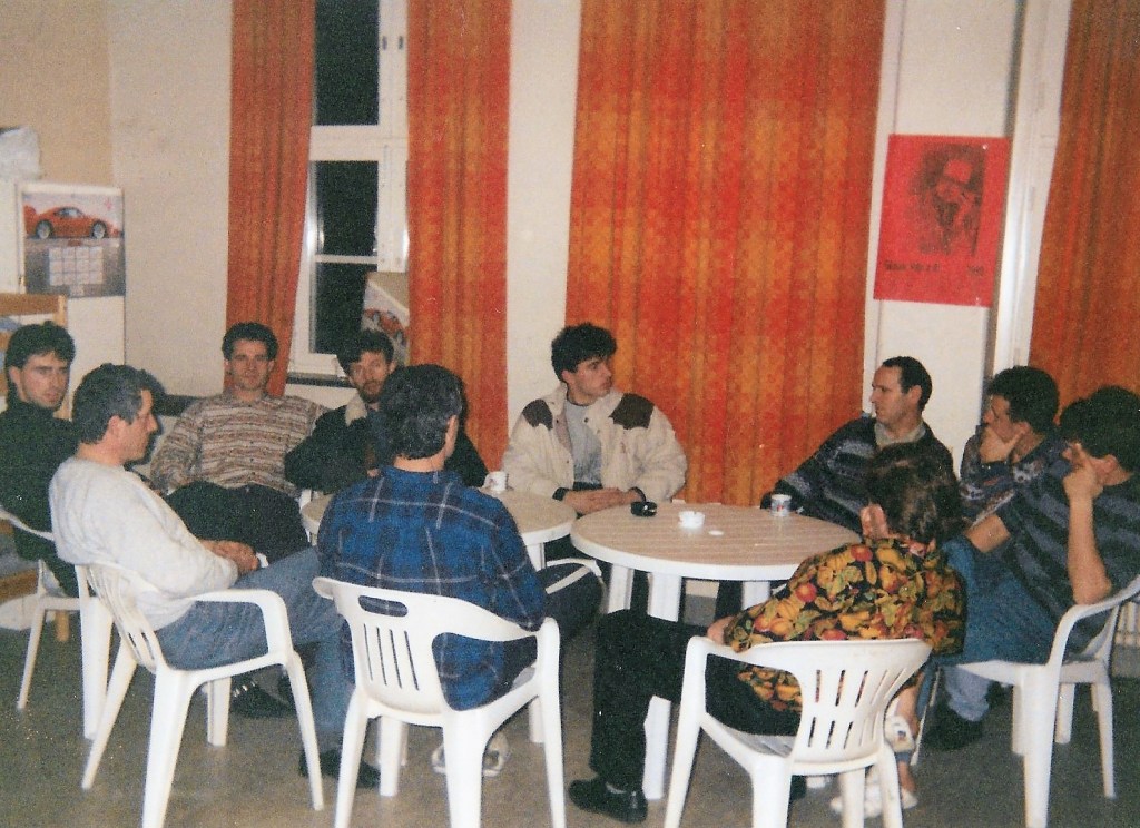 Ne Uddevall te Suedise gjate nje aktiviteti:Shemsi Rukovci,Flamur Kastrati etj