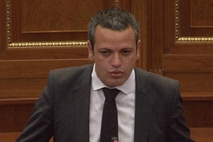 arben-gashi-100512_103622