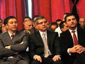 403x30243963Kuvendi-zgjedhor-i-PDK-se-dega-Prishtine-Laura-Hasani