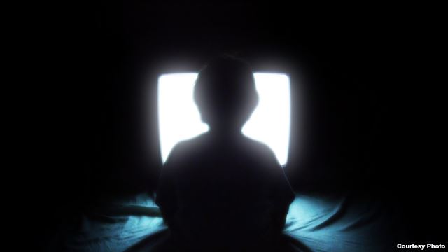 ADE84E10-8042-4882-B4FF-C1C73205193C_w640_r1_s