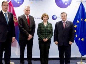 403x30263357321679_ketrin-eston-dacic-nikolic-vucic-foto-fonet-evropski-savet_f