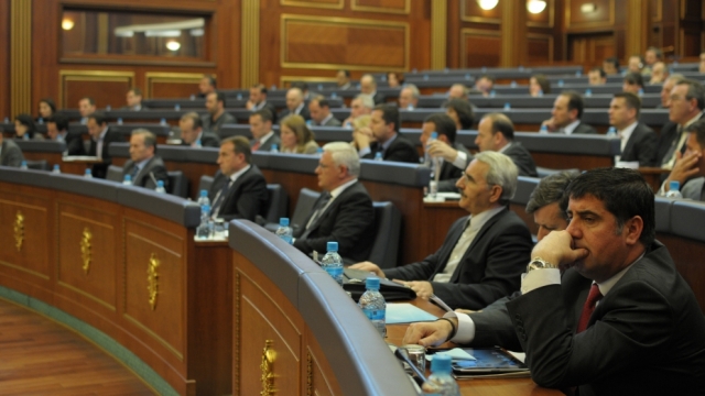 opozita-e-bojkoton-kuvendin-p-euml-rfundon-seanca_2_hd