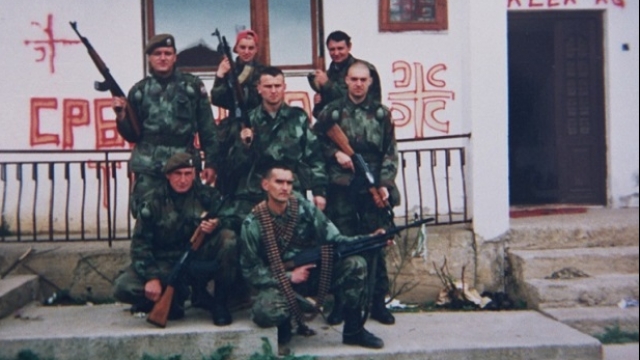 ushtar-euml-t-serb-euml-zbuluan-krimet-e-epror-euml-ve-t-euml-tyre-mbi-shqiptar-euml-t_hd