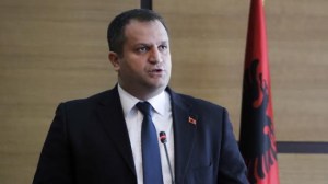 ahmeti-lugina-mali-i-zi-maqedonia-e-ccedil-am-euml-ria-kan-euml-nevoj-euml-p-euml-r-ndihm-euml-politike-t-euml-dy-qeverive_hd