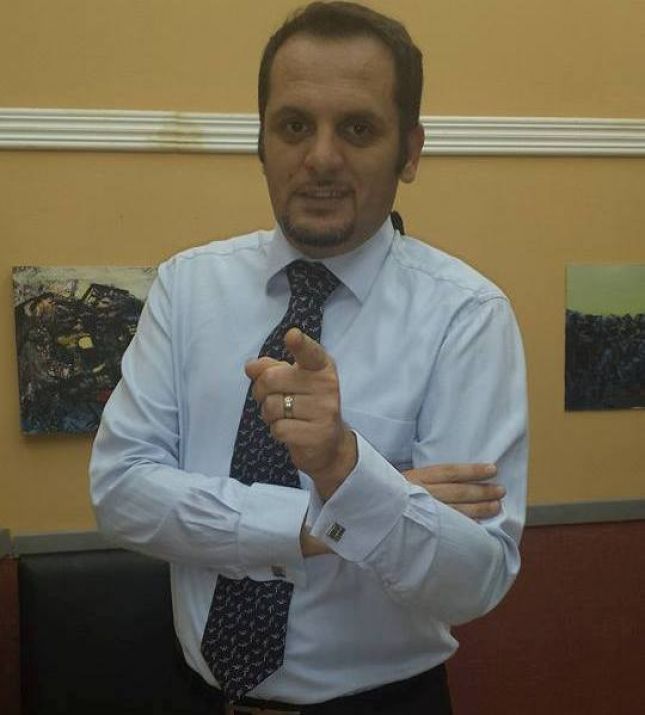 largea_1378387_588561374524610_508020829_n1388946437