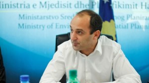 personat-e-fuqish-euml-m-nga-serbia-shkat-euml-rrojn-euml-brezovic-euml-n-me-nd-euml-rtime-ilegale_hd