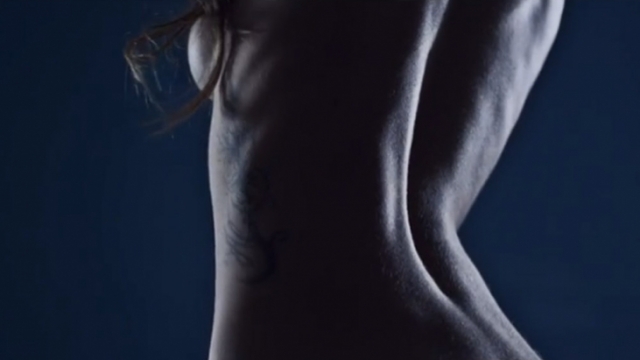 flori-t-euml-rheq-v-euml-mendje-me-klipin-e-ri-video_2_hd