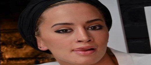 562X315646728_dafinazeqiri1