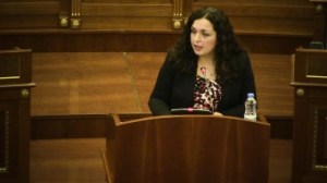 vjosa-osmani-pdk-po-e-bllokon-gjith-euml-jet-euml-n-parlamentare-n-euml-vend_hd