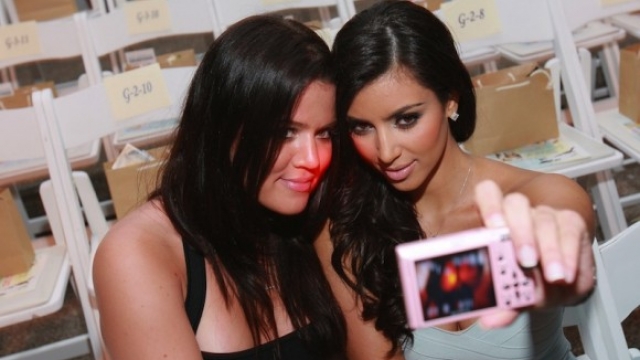 madh-euml-sia-e-vitheve-kim-konkurrohet-nga-motra-foto_hd